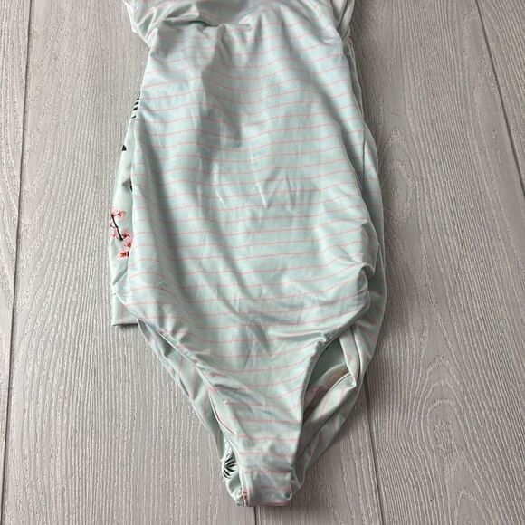 Girls one piece swimsuit, long sleeves rashguard 8/10 - Picture 6 of 6